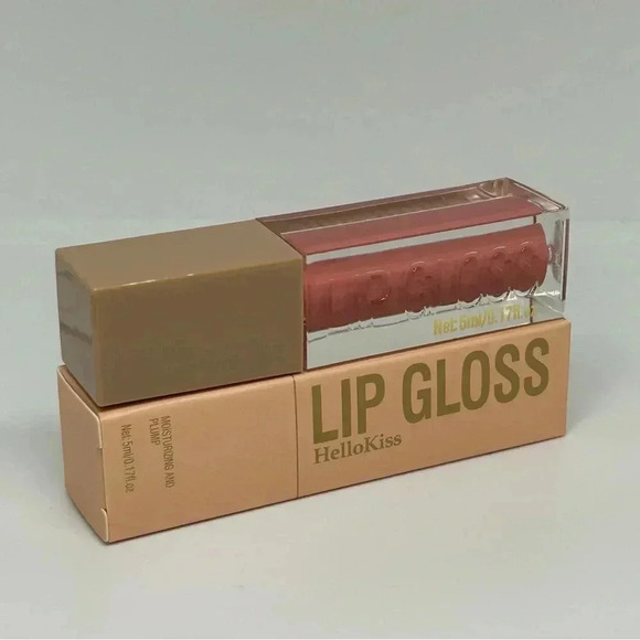 Hello Kiss - Moisturizing and Plumping Ultra Glossy Lip Gloss in Color Reef - Picture 5 of 6
